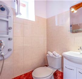 5 bedroom villa with pool & seaview, Perithia, sleeps 10